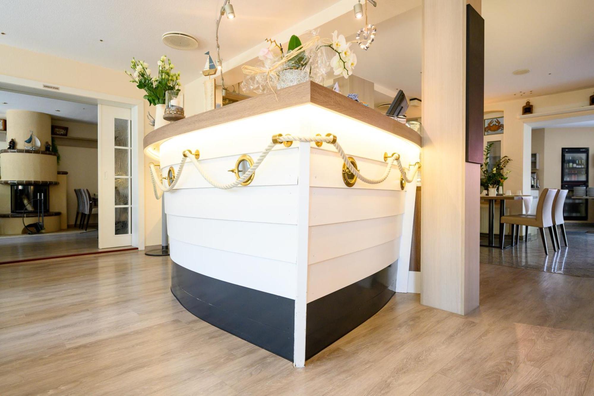 Hotel Zur Seemoewe Kirchdorf  Экстерьер фото