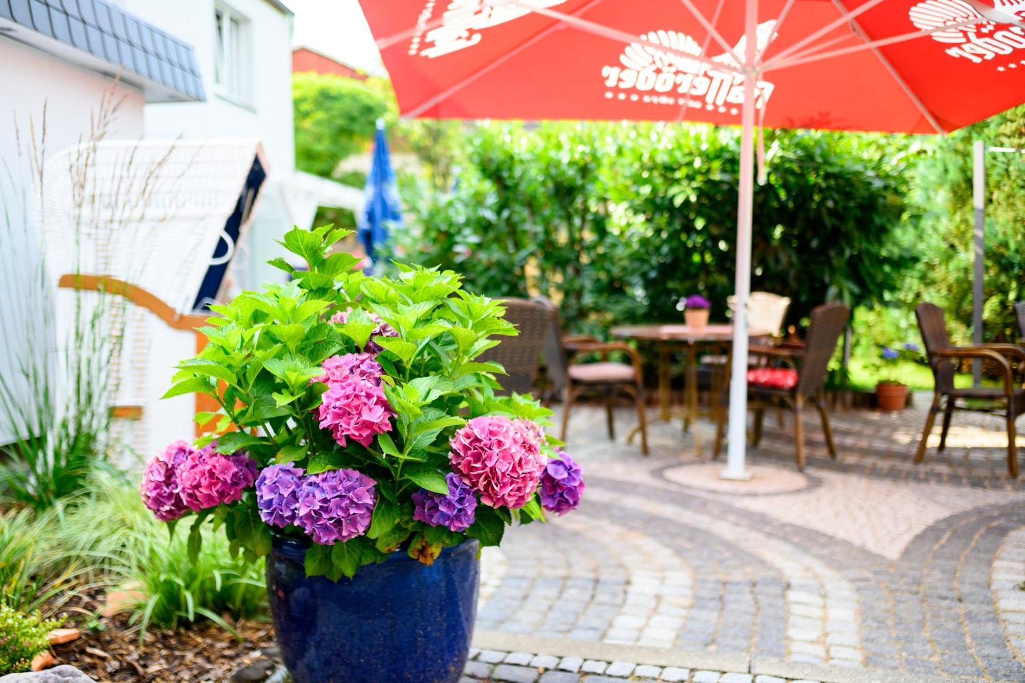 Hotel Zur Seemoewe Kirchdorf  Экстерьер фото